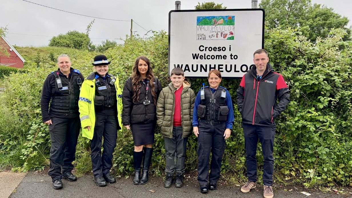 Blaenau Gwent’s First Crimestoppers Zone Launched in Waunheulog